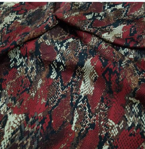 Slangeprint imiteret stof tørklæde pyjama firkantet skjortekjole satin halsudskæring stof: 1