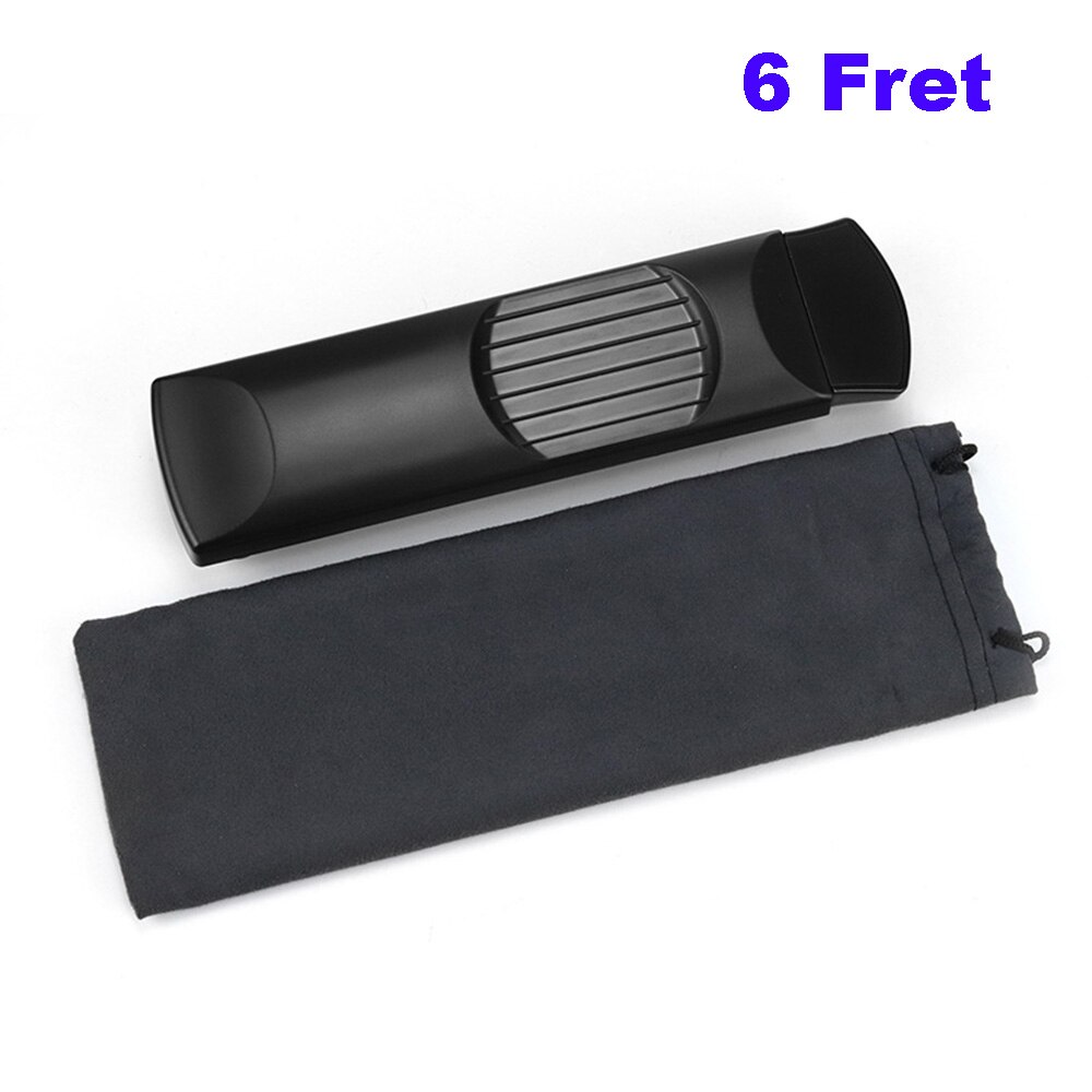 Mini 6- strängad nybörjarpryl ackordtränare akustisk gitarr 4 band 6 bandficka gitarrövningsverktyg: B