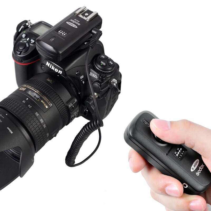 Godox FC-16 16 Channels 2.4G Wireless Remote Flash Trigger Studio Strobe With 3 Receiver for Canon DSLR for Pentax cs-205