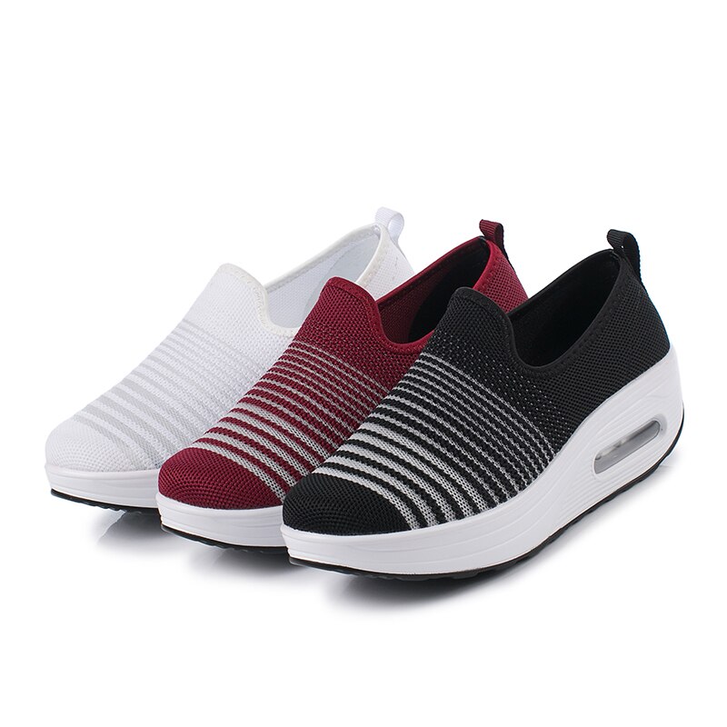 Women's Platforms Breathable Mesh Slip On Walking Fitness Shoes Soft Cushioning Swing Shoes