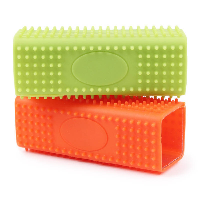 Dissolvant de cheveux en caoutchouc pour chien chat | Brosse creuse pour meubles et canapé