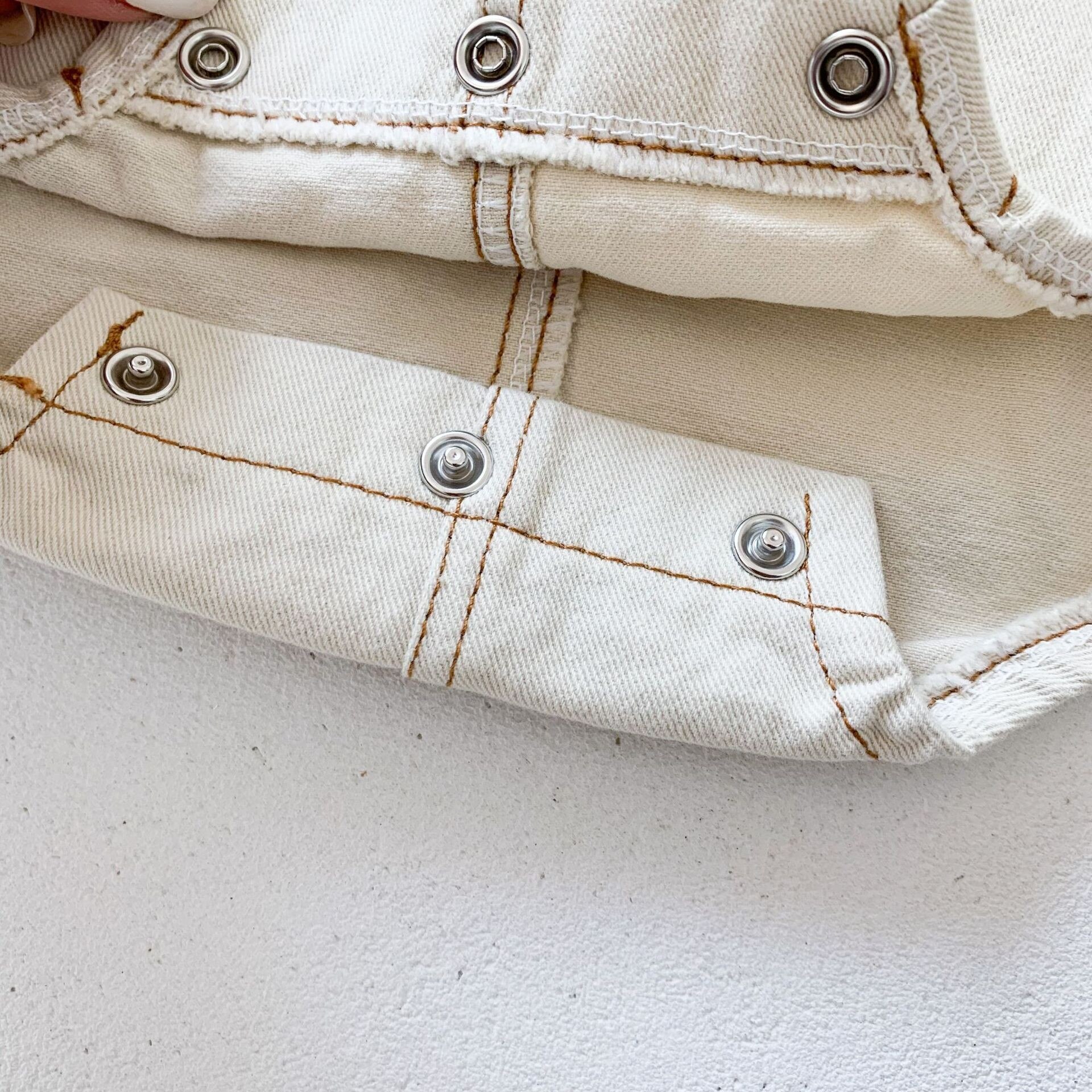 2022 neue Sommer Baby Jungen Denim Karosserie Ärmel Mädchen Overall Kleinkind freundlicher lässig Kleidung 0-3 Jahre