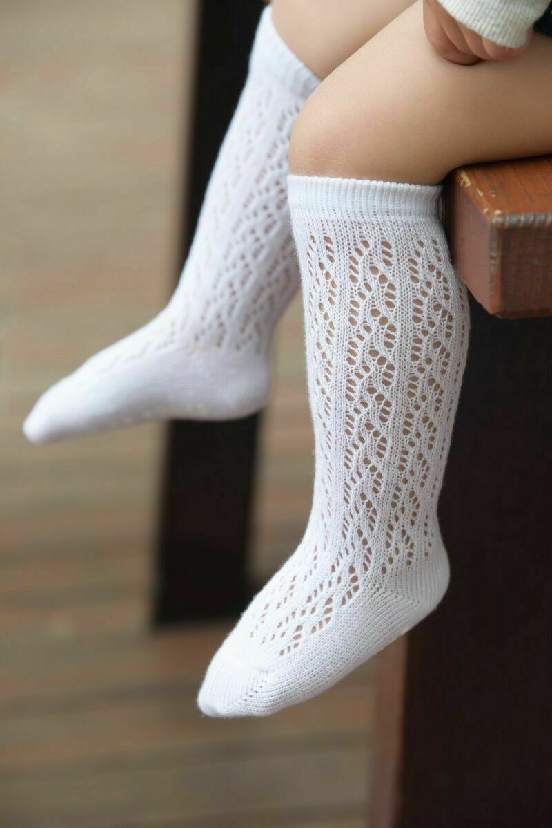 Baby Baby Meisje Antislip Hallow Out Sokken Knie Hoge Kant Prinses Sokken Lange Buis Booties Effen Baby Kids sok Voor 0-4 Jaar
