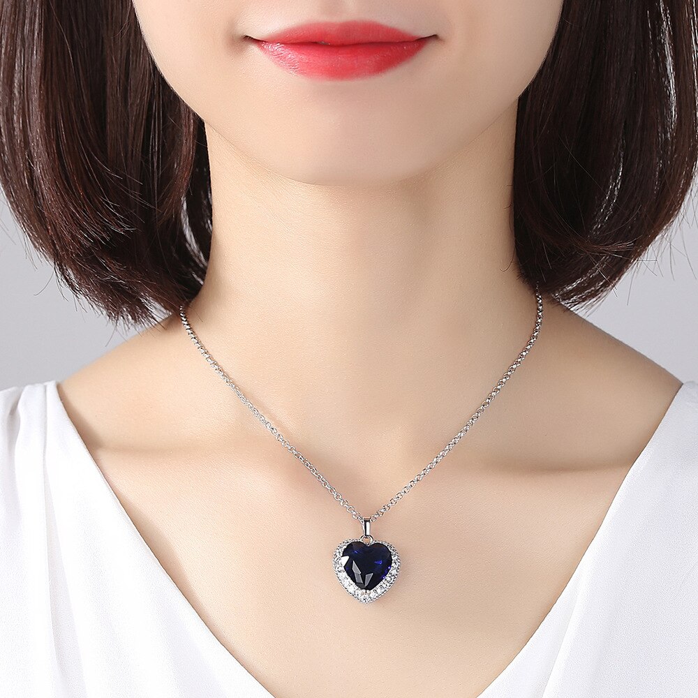 Collier avec pendentif en forme de cœur pour femmes, bijoux, bleu et rouge