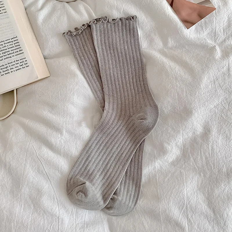 Calcetines bonitos con volantes Lolita Kawaii para mujer, calcetines largos sueltos transpirables de malla fina de verano, calcetines blancos y negros de Color sólido estilo Ballet: Negro