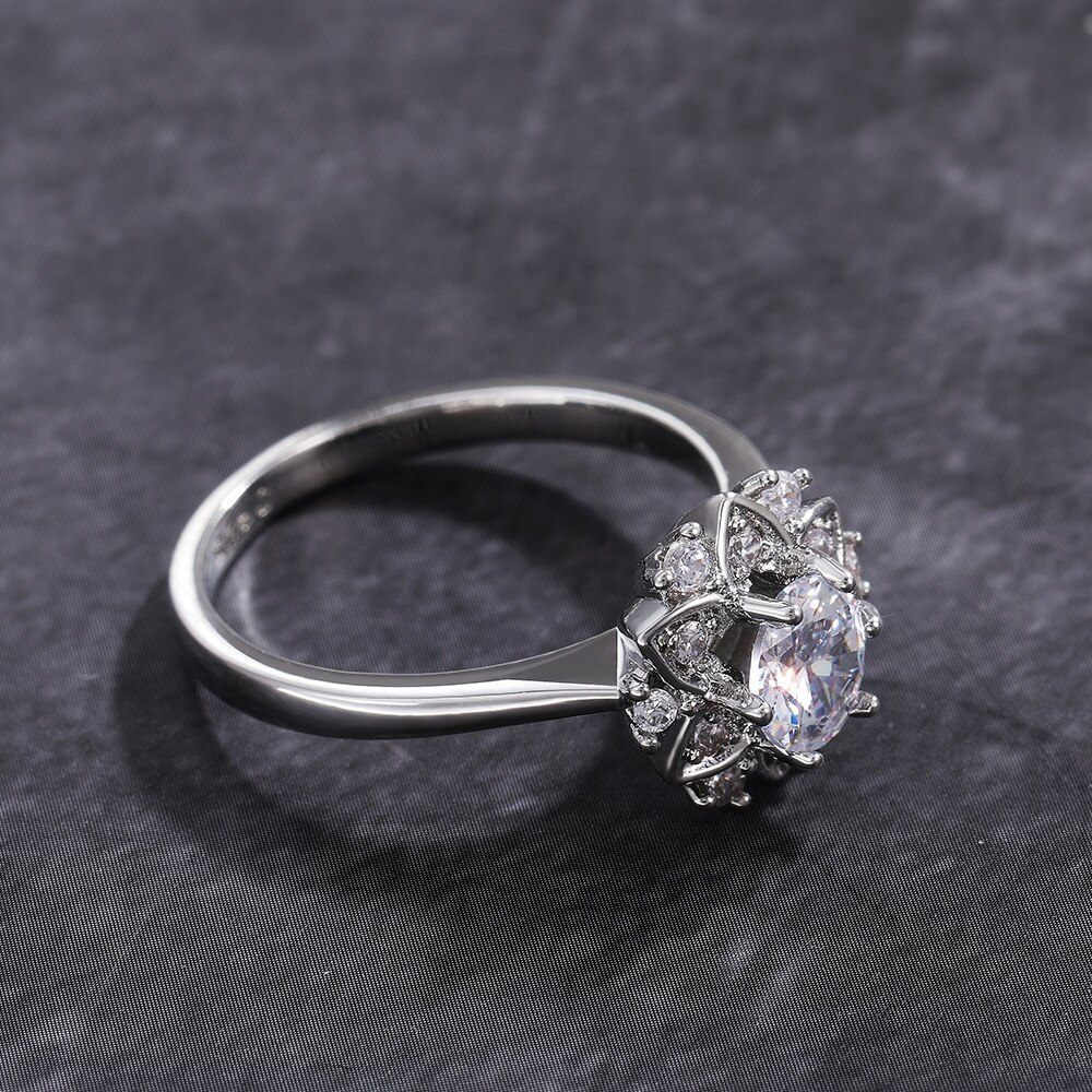 Luxe Cz Zilveren Kleur Kristal Vlinder Ringen Vrouwen Aaa Zirconia Delicate Bridal Wedding Party Ringen Sieraden