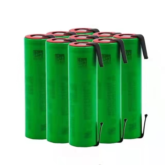 3.7 V rechargeable voltage US18650 VTC5 2600mAh.VTC5 18650 battery 3.7 V 2600mAh.18650 battery.2600mAh.