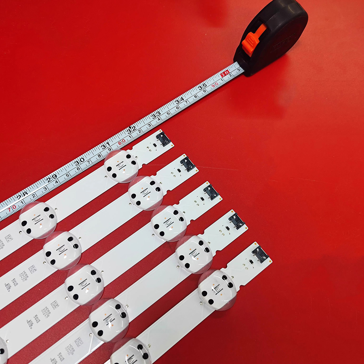 LED-strip voor 75UK6500PLA 75UK6200PLB 75UK6570PUB AGM 76249101 SSC_Trident_75UK65_S 75UK62/65 SVL750A24 75UK6190PUB 75UN6950