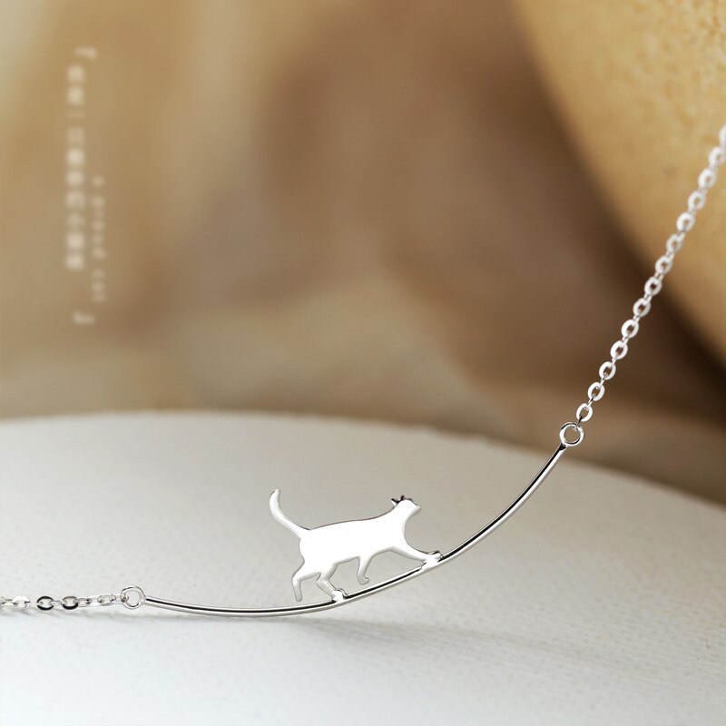 Moda Walking Cat ciondolo collana animale clavicola catena collane per le donne Gilrs gattino curvo gioielli da festa regalo femminile