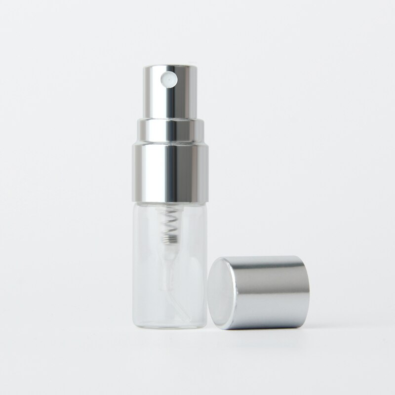 100 stykker/parti 2ml mini genopfyldelig parfumeflaske til prøvesprøjteflaske metalforstøver bærbar rejsebeholder til kosmetik: 2ml sølvfarvede