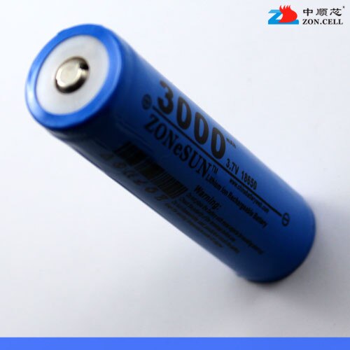 In the 3000mAh 3.7V with protection board 18650 prong cylindrical lithium battery LED flashlight Rechargeable Li-ion Cell