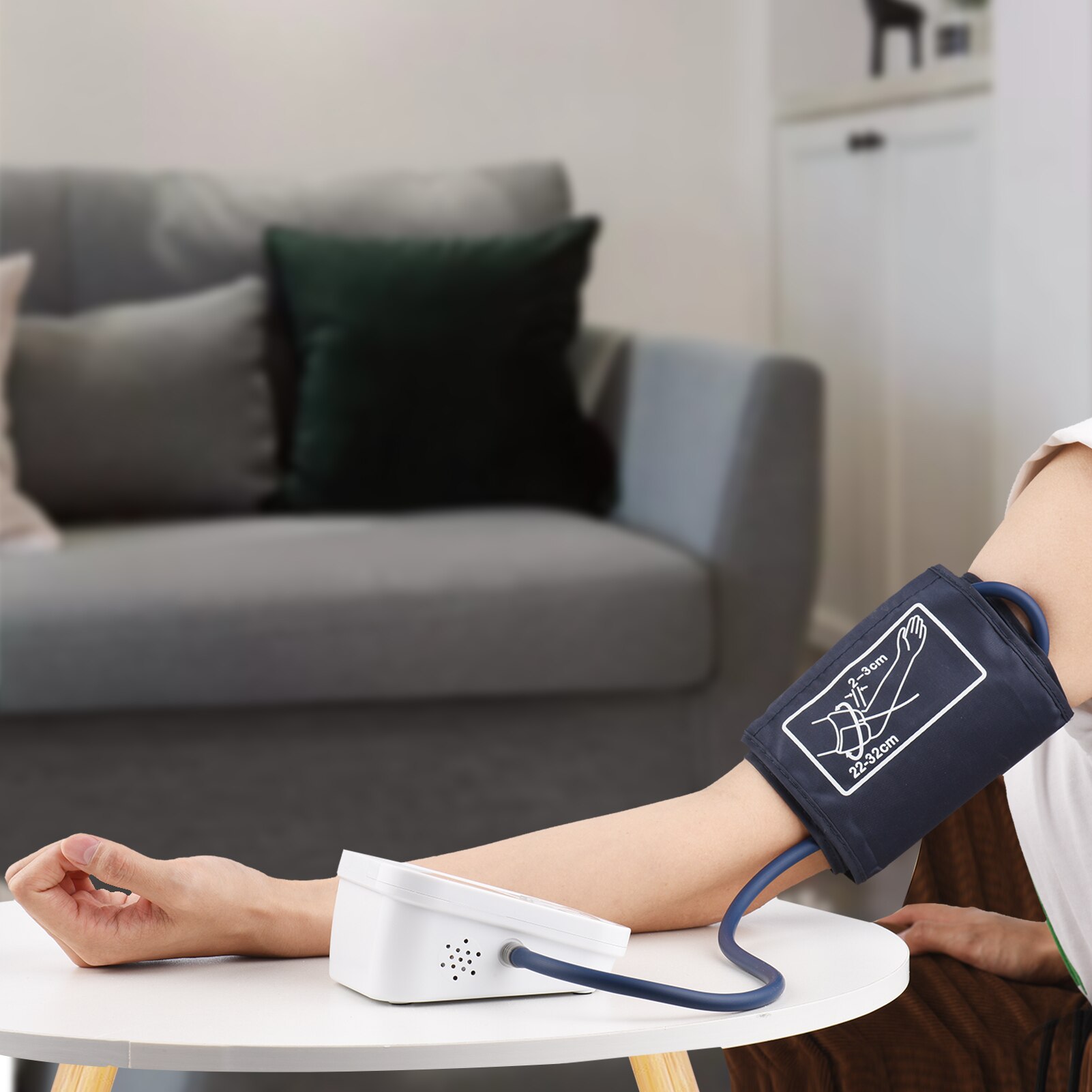 Monitor Portátil de Presión Arterial, tensiómetro Electrónico, Mini Medidor tipo Banda de Brazo, Esfigmomanómetro Doméstico, Tonómetro Compacto y Preciso