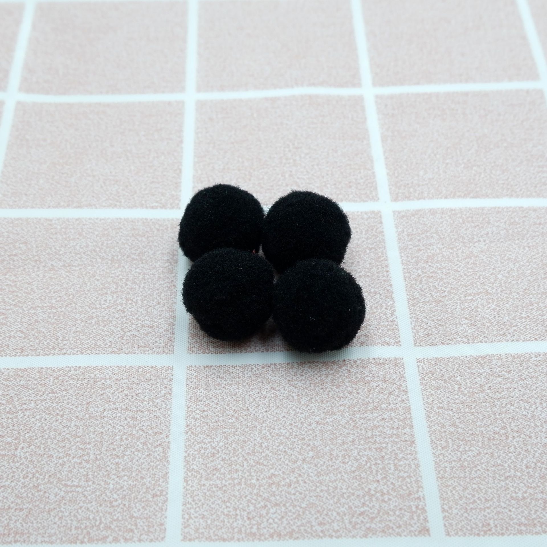 Home Decoration 500Pcs 8mm Pompoms Soft Pom Poms Fur Ball Arts Toys Crafts DIY Apparel Sewing Fabric Supplies FPJXZ146: Black