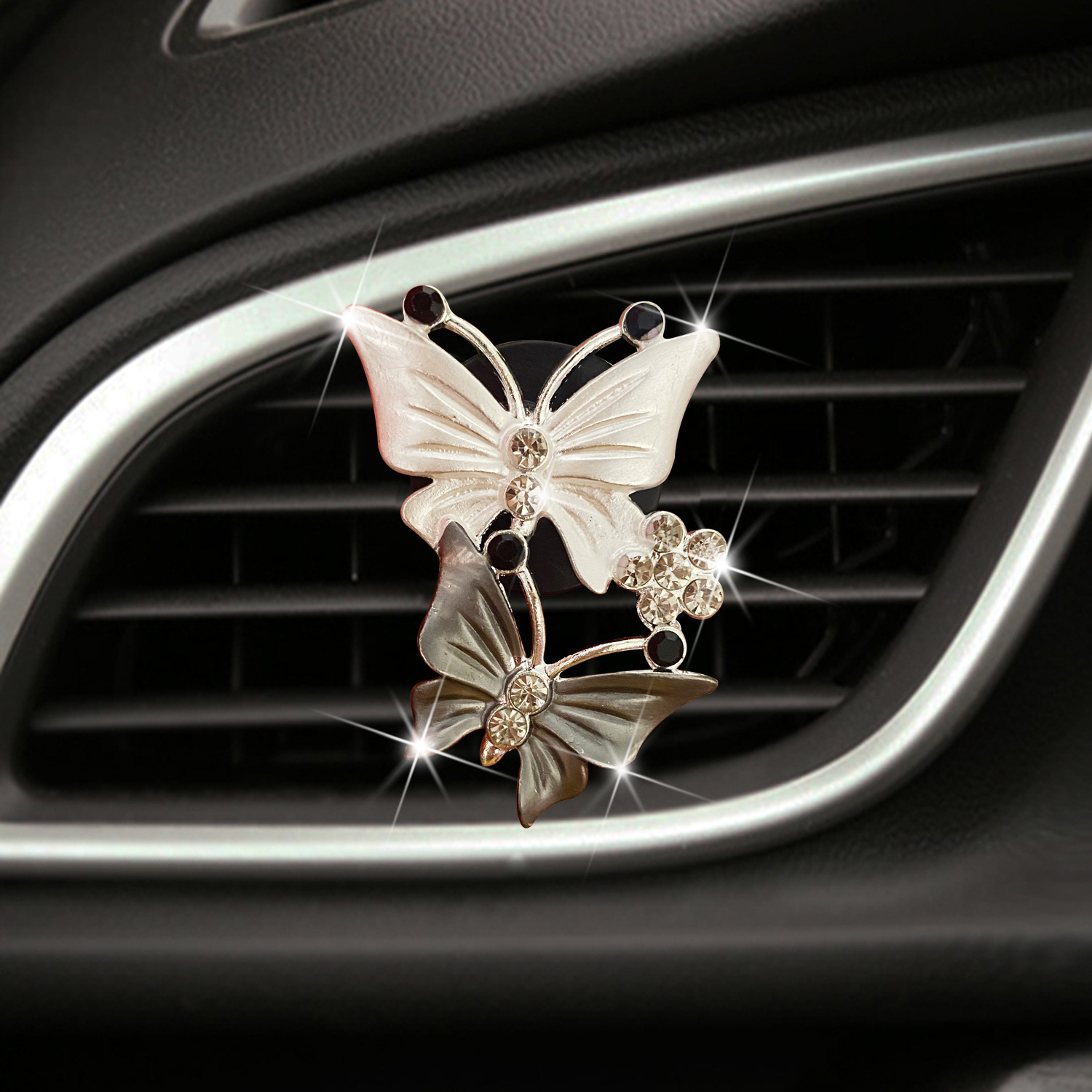 Air Freshener Butterfly Car-styling Car Perfume Natural Smell Air Conditioner Butterfly Diamond Aromatherapy Decoration Clip: black