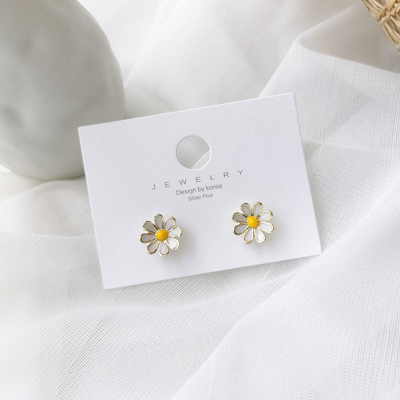 MISSNICE petite marguerite fleur fraîche boucle d'oreille Sweety beau Style mignon été Oorbellen accessoires Bijoux Pendientes