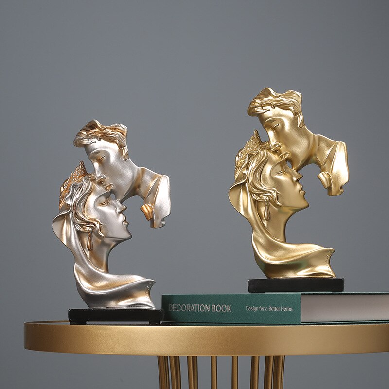 Nordic Couple kiss Statue Modern Abstract Resin Ornaments Sculpture Home Office Decoration Lucky Fortune Home