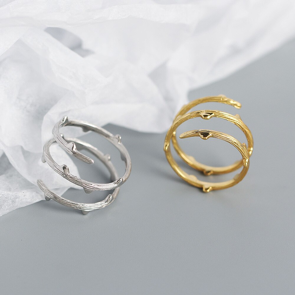 Gold spiral rings for women , 925 sterling silver chips, stackable rings, minimalist dainty jewelry, hypoallergenic jewelry