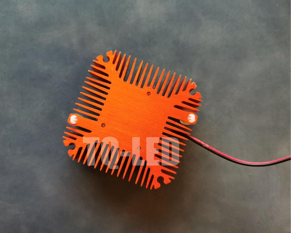 12v aluminium heatsink radiator med blæser til 5w 10w 20w høj effekt led hul afstand 5.5cm