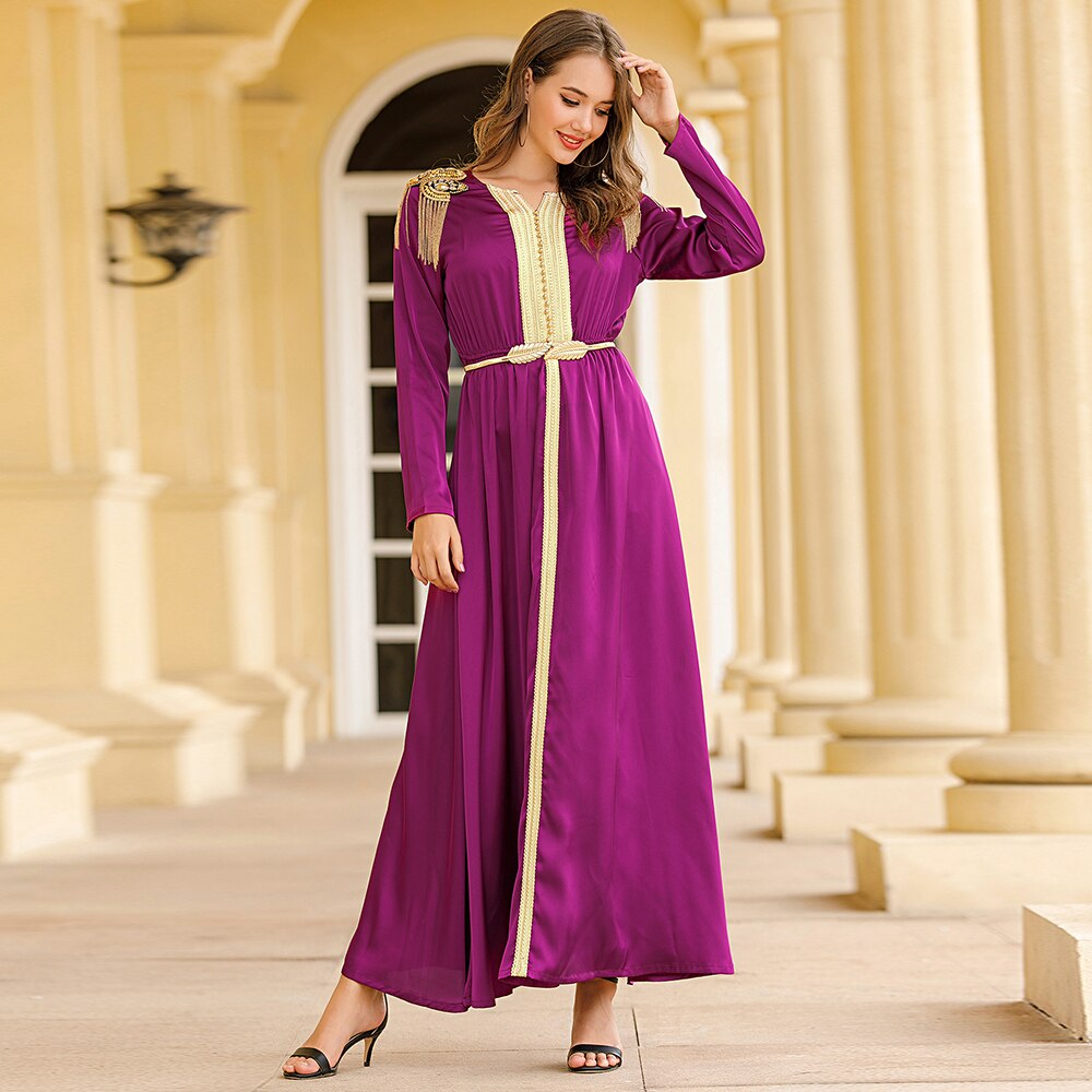 Beaded kaftan dubai satin lang kjole metal kvast badges abaya oman kalkun islamisk tøj muslim arabisk kjole aften: L
