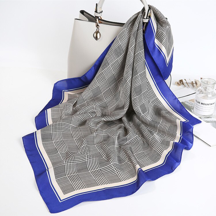 Hovedtørklæde damemærke luksus plaid print tørklæde hals silketørklæder 70cm firkantede sjaler og wrpas hår tørklæder bandana: B080-15