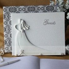 Bruid en bruidegom bruiloft gastenboek en pen voor bruiloft levert met