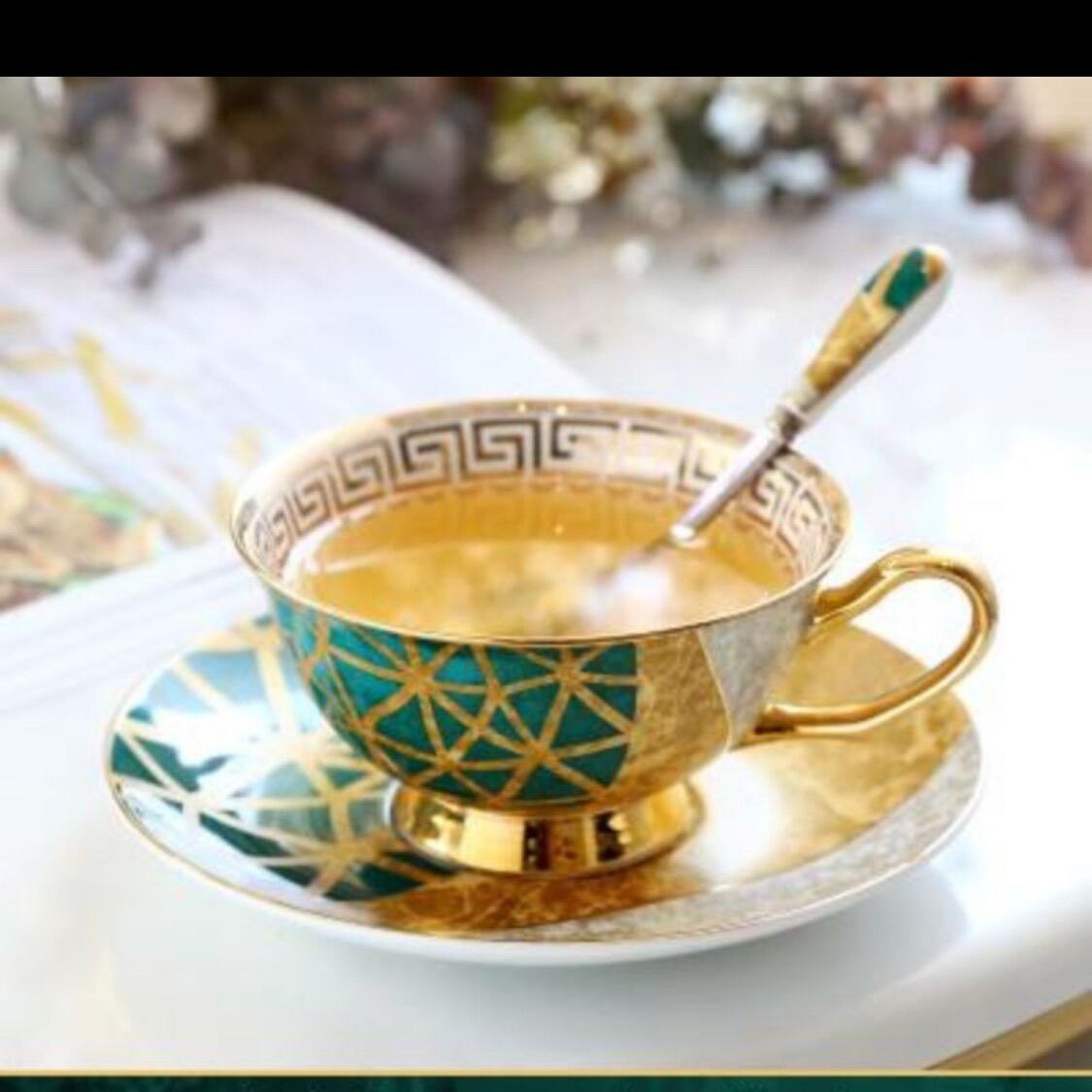 European-style gold bone China coffee cup and saucer set ceramic flower teacup small deluxe afternoon teacup spoon اكواب قهوه: Bowl style
