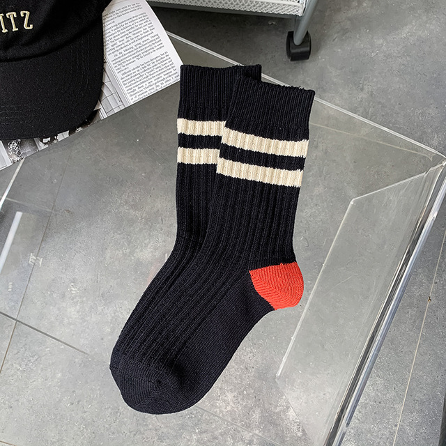 Calcetines largos de algodón para mujer, calcetines coreanos blancos transpirables de ocio para niñas, calcetines bordados para hombre, calcetines a rayas para primavera y verano para mujer: YELLOW