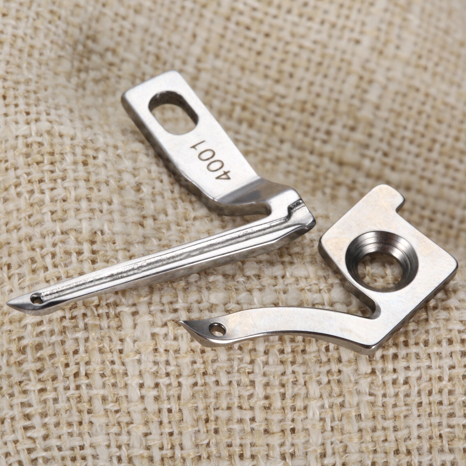 1pc/2pcs Upper/Lower Looper Sewing Machine X77781-001 X77781001 Parts fit for Brother Serger 1034D 3034D 925D Husqvarna Viking