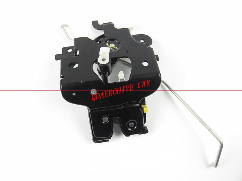 QDAEROHIVE Original car parts trunk lock block tail door lock block for MAZDA 3 M3 2003