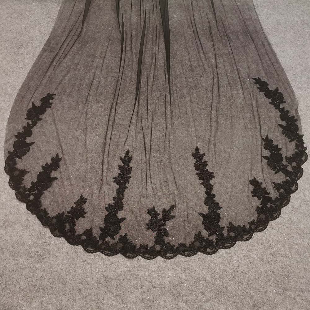 Long Black Lace Wedding Veil with Comb 3 Meters One Layer Black Bridal Veil Bride Headpiece Wedding Accessories