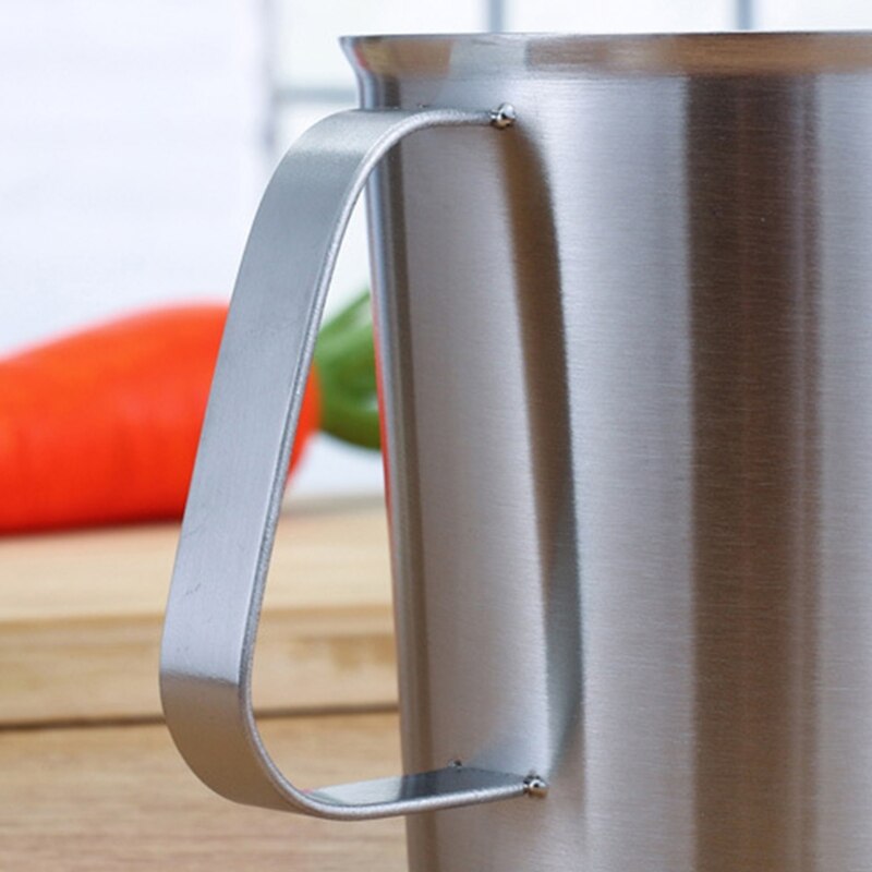 Thickened 304 Stainless Steel Measuring Cup with Scale Handle 500ml-2000ml Large Capacity Kitchen Milk Frother Cups 425C