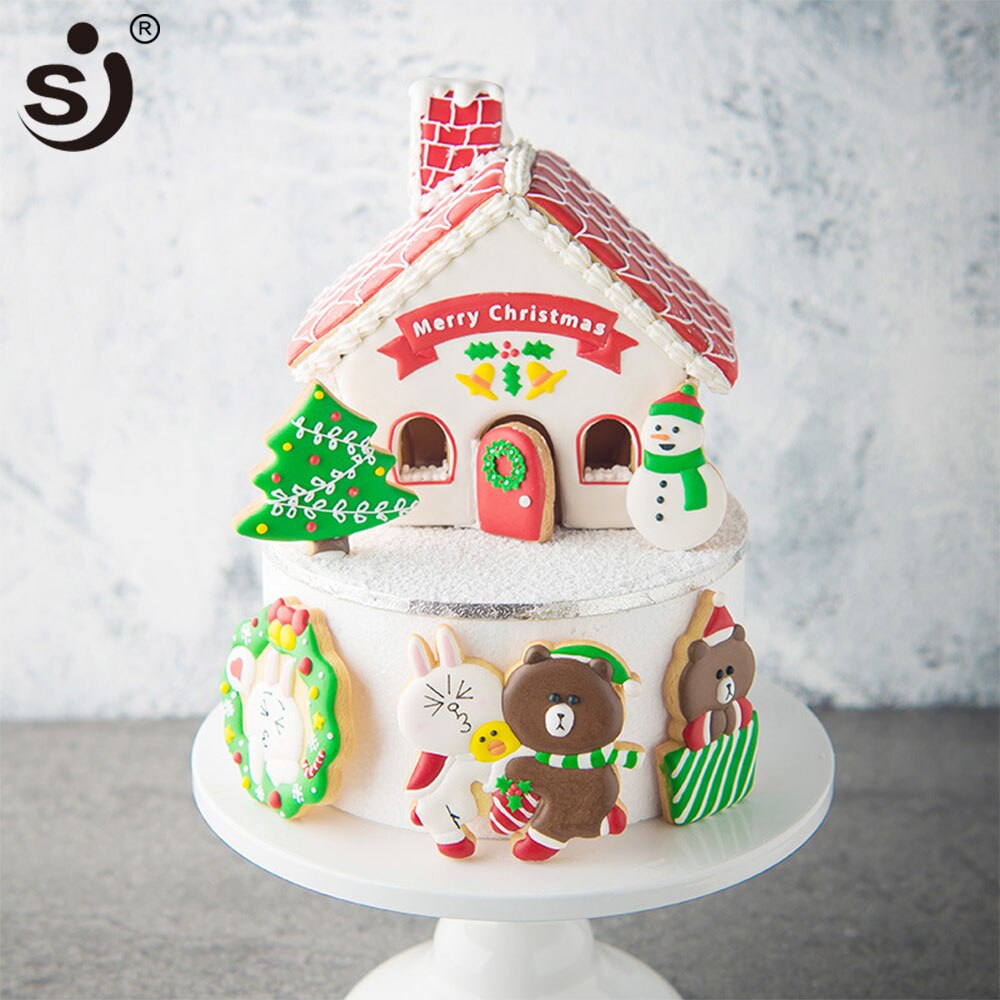 SJ 8Pcs Plastic 3d Baking Cookie Cutter Christmas Set House Snowman DIY Mould Cookie Moulding Clay Plastic Cutting