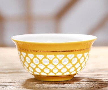 Chinese Jing de zhen Teas Ceramic Hollow Honeycomb Product Tea Box Pu'er Small Tea Cup Kung Fu Tea Set