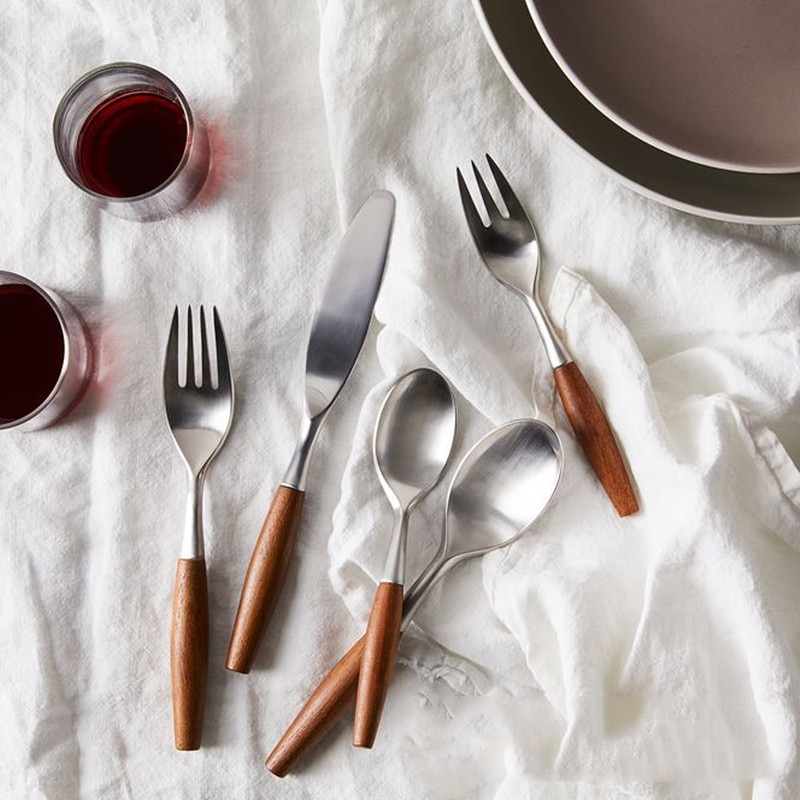 Treskaft skje naturlig bestikksett servise husholdningsprodukter metall 304 kniver, gaffel og skjeer i rustfritt stål
