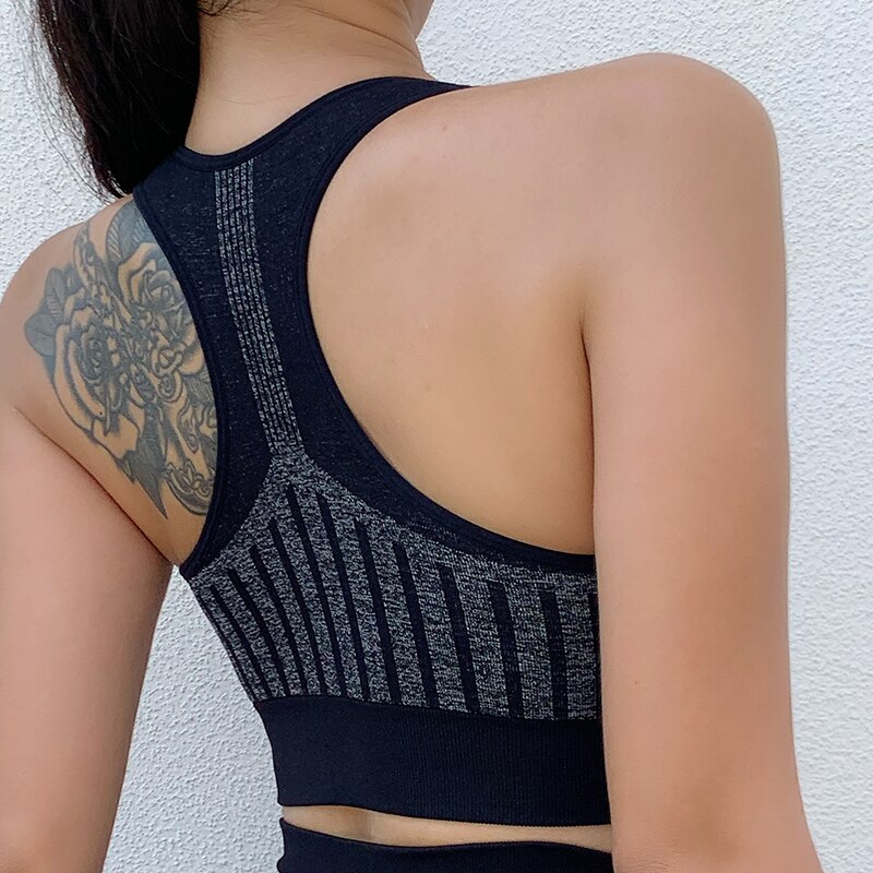 Sujetadores deportivos sin costuras con cuello en U para mujer, ropa a rayas entrelazada con almohadilla interna tejida a prueba de golpes para correr, Yoga, camisetas sin mangas para Fitness