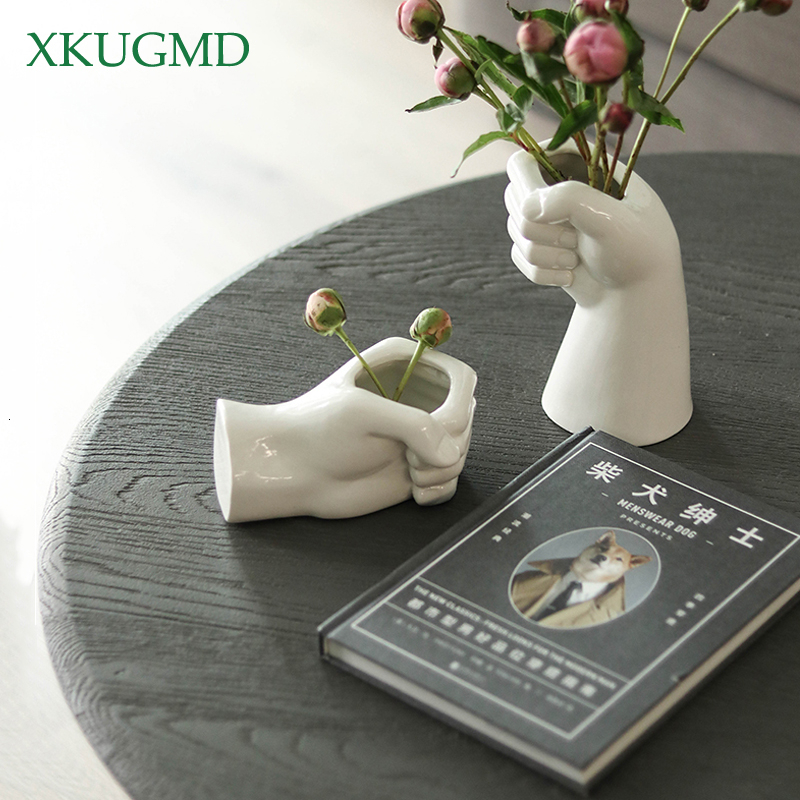 Hands-shaped Ceramic Vase White Fist Flower Arrangement Container Desktop Potted Decoration Home Decoration Accessories