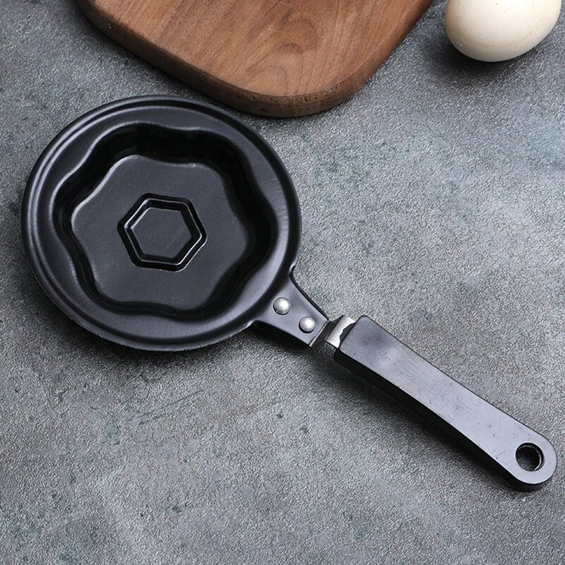 Creavtive Bear Shape Fry Egg Pancakes Mini Frying Pan Cauldron Housewares Various Kitchen Shaper Fried Tool Breakfast Tool