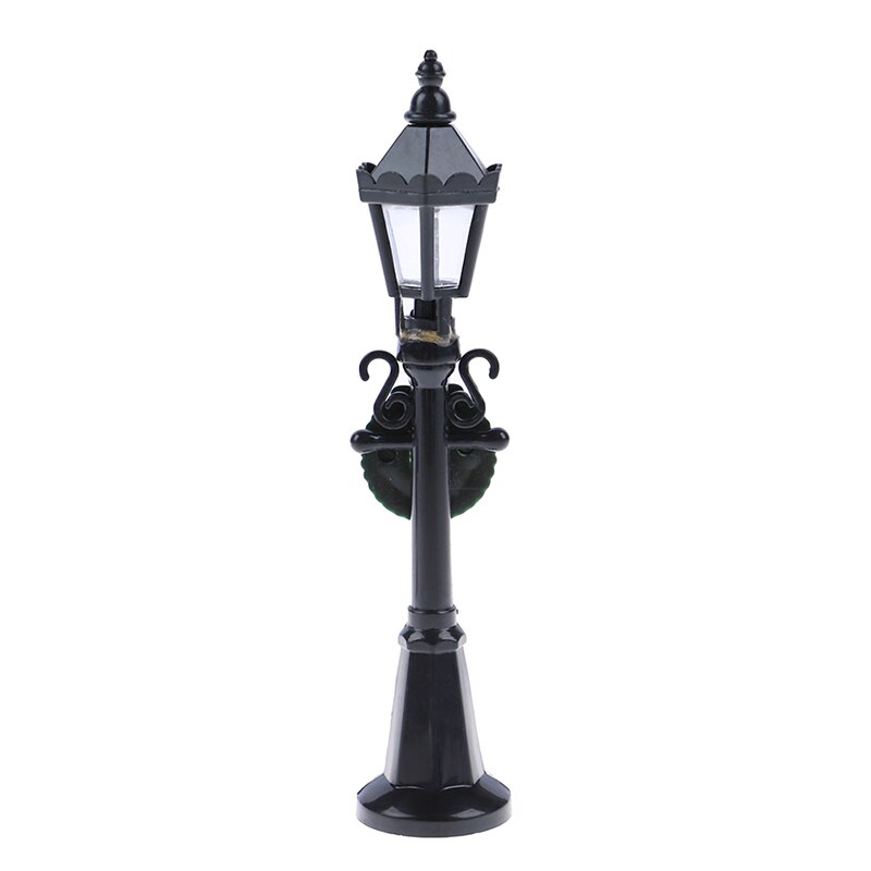 1Pc Black 1/12 Dollhouse Miniatuur Kerst Park Street Lamp Pop Streetlight Speelgoed Voor Poppenhuis Tuin Decoratie 12Cm