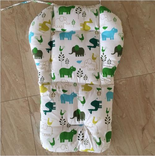 Barnvagn barnvagn barnvagn foder täcka matta bilbarnstol stol kudde säte fodrar baby