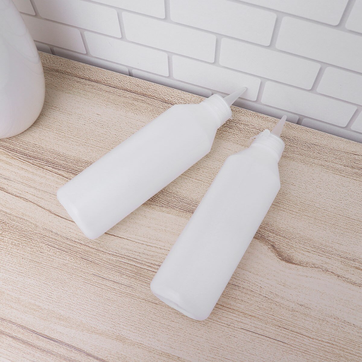 2PCS 500ML Squeeze Bottles Leak-proof Caps Dispense Squeeze Polyethylene Bottle for Liquid Home Use: Default Title