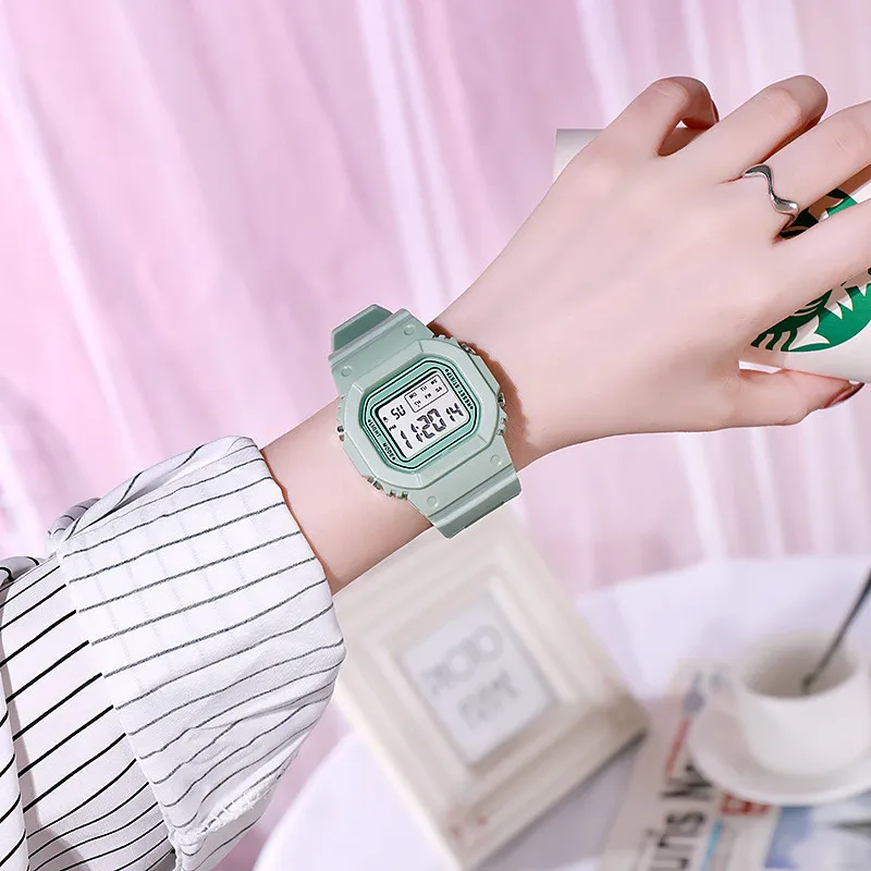Relojes digitales deportivos a la para hombre, reloj de pulsera LED Simple resistente al agua, reloj electrónico informal de silicona con indicador de fecha y hora