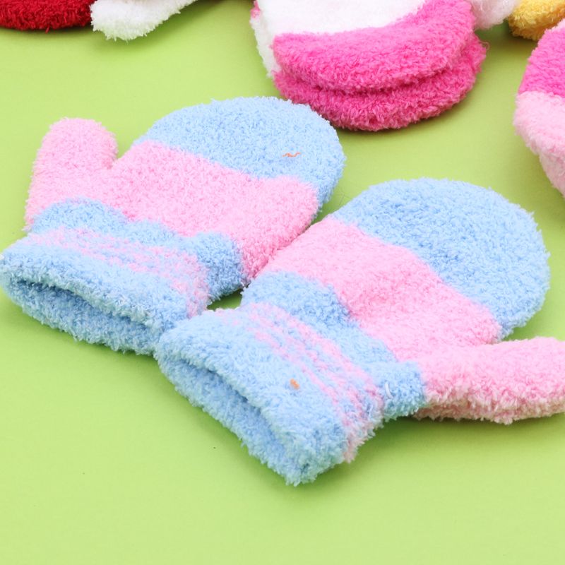 2020 del nuovo Sveglio infantile Del Capretto Del bambino Delle Ragazze Dei Ragazzi Inverno Caldo Guanti Del bambino Del lavorare a maglia Arcobaleno Guanti