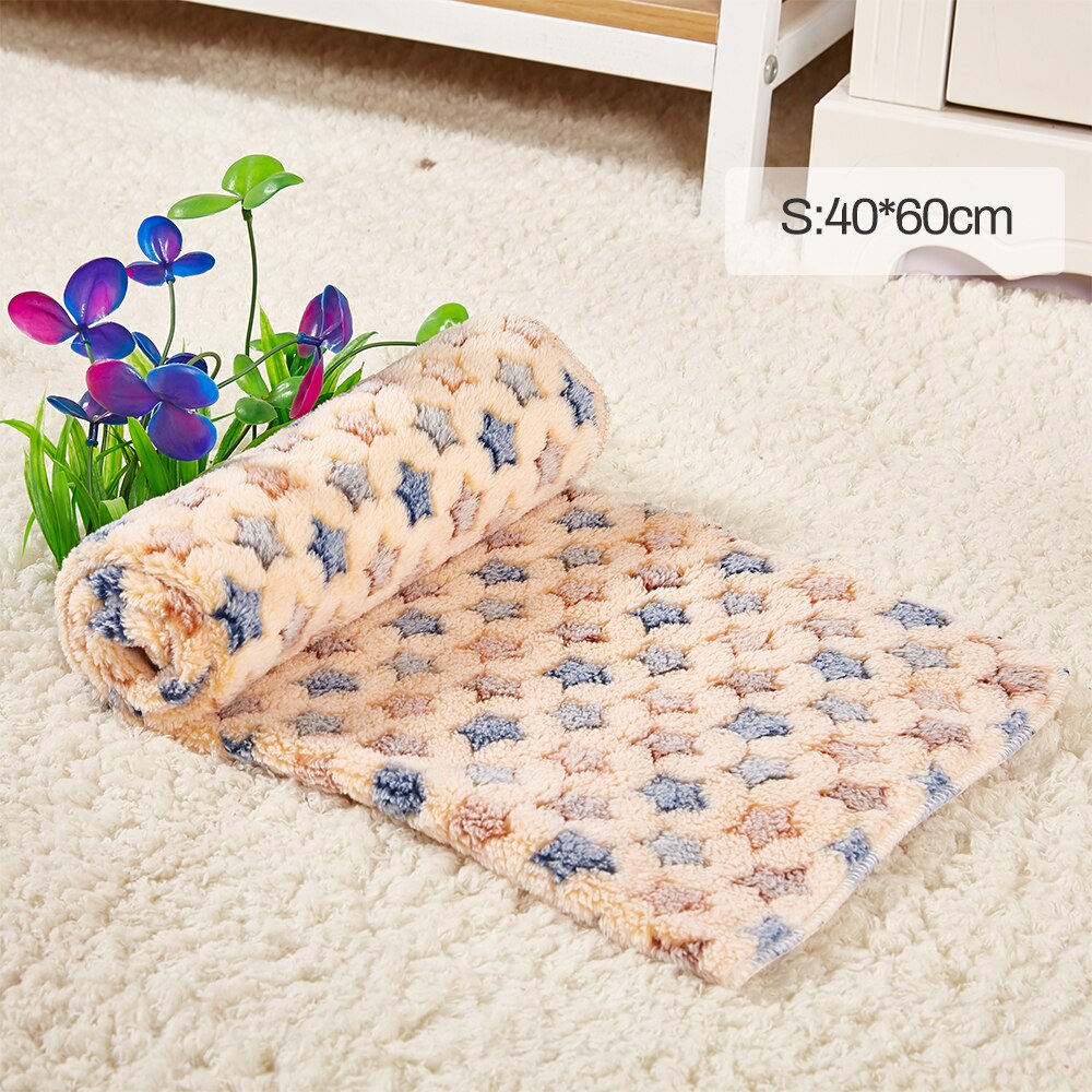 Huisdieren Hond Deken Puppy Slaap Mat Hond Bedden Voor Kleine Honden Winter Badhanddoek Dubbele Fluwelen Warme Zachte Deken Voor honden En Katten: Beige Stars / 80x60cm