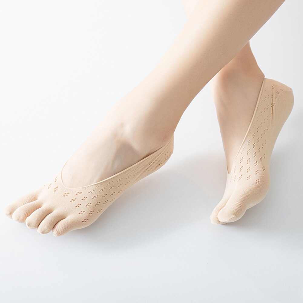 Moda lato cienkie palec u nogi skarpety kapcie kobiety dama przezroczysty silikon antypoślizgowe skarpety z pięcioma palcami: Beżowy
