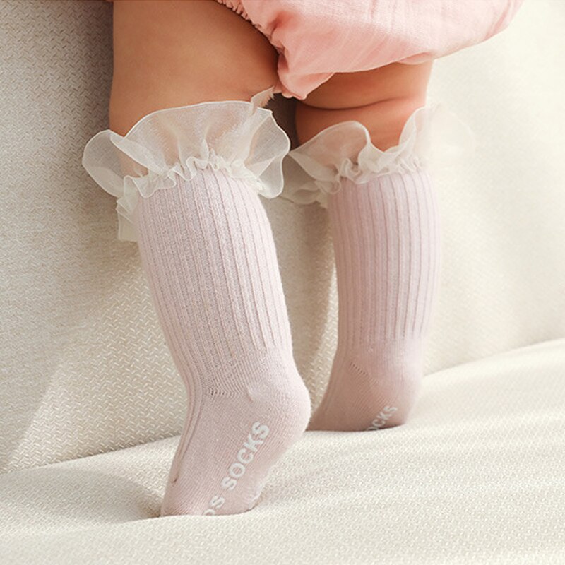 Chaussettes en dentelle à volants pour -né, mignonnes, de couleur unie, antidérapantes, pour bébé fille, pour enfant en bas âge, collection printemps et automne