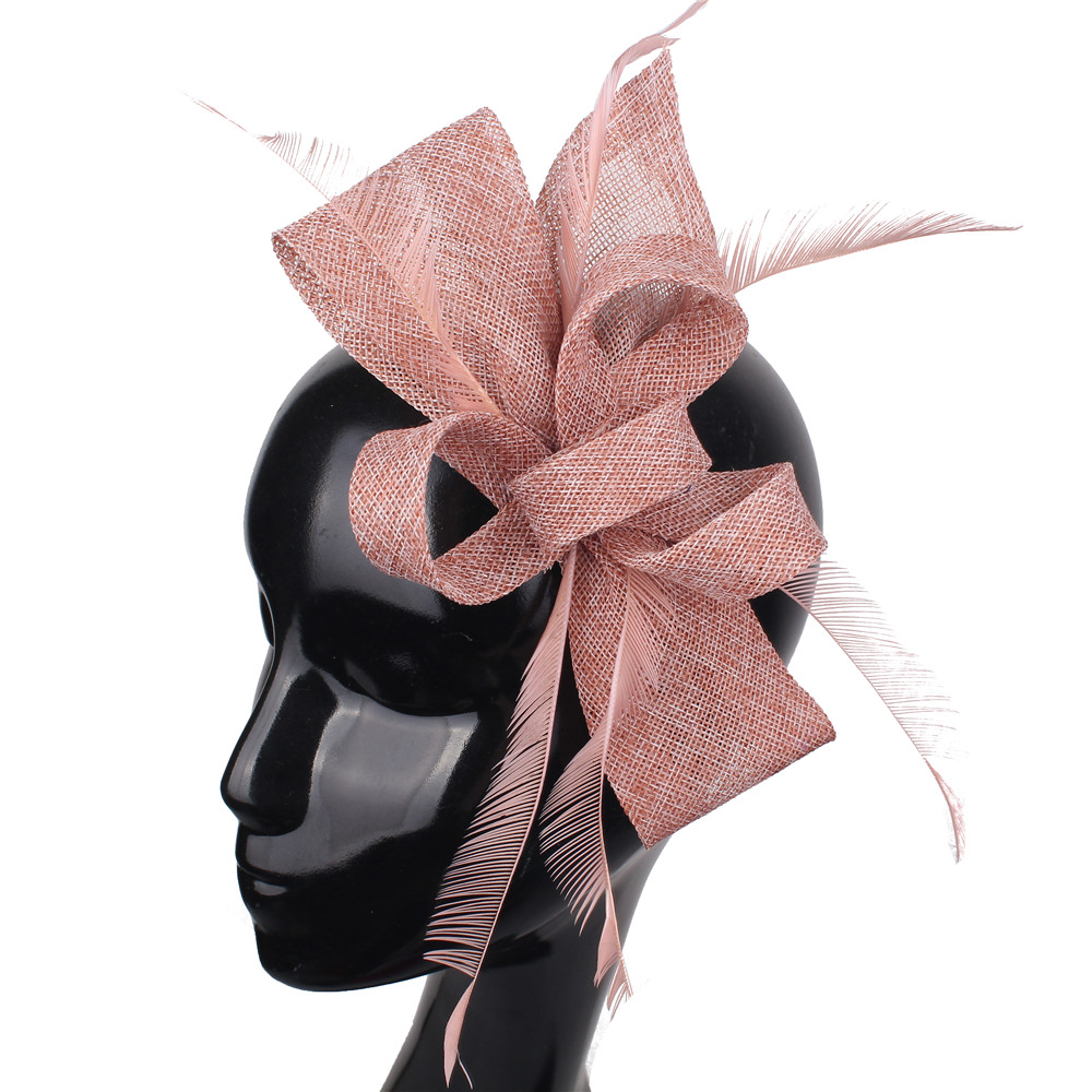 Nachahmung Sinamay Hochzeit Kopfbedeckung Braut Champagner Fascinator Hut Haarnadel mit ausgefallenen Federn Haarschmuck Damen Kopfschmuck: Silber