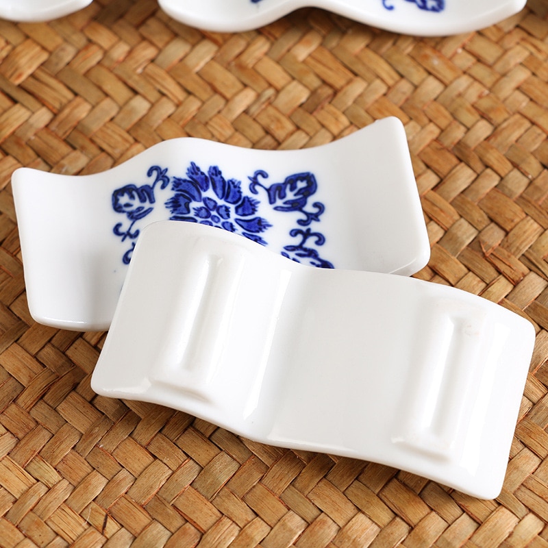 Keramik Essstäbchen Rest Hand bemalt Blau Weiß Porzellan Essstäbchen Halfter Blume Rattan aufbringen Platziert Suppe Löffel Stäbchen