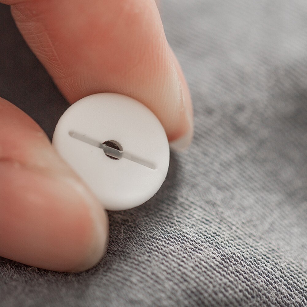 Practical Quilt Holder Household Anti-slip Plastic Bed Duvet Cover Sheet Fix Clips Sheet Antiskid Artifact Safety Gripper