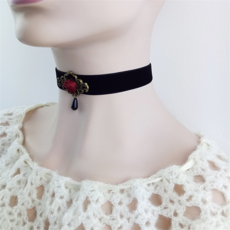 YiYaoFa collar de Gargantilla rosa para Mujer Accesorios gótica joyería Vintage declaración collar y colgante DD-38