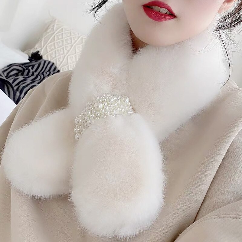 Kvinder vinter tørklæde perle plys bib tørklæder tykkere efterligning kanin pels tørklæde vinter sjal plys hals varmere: Hvid